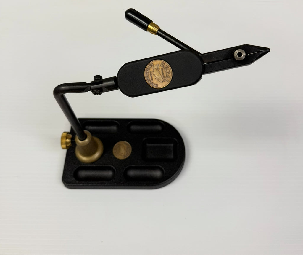 REGAL MEDALLION SERIES VISE - REGULAR TRADITIONAL JAW W/ ALUMINUM POCKET BASE